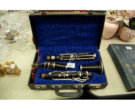 J.R. LAFLEUR AND SON. LTD, LONDON AND PARIS, CLARINET in four parts, in plush lined fitted case 