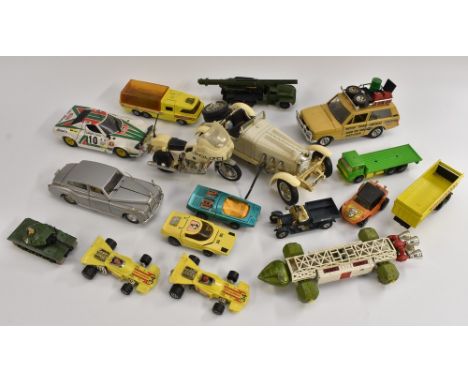 Diecast vehicles - Dinky Toys Space 1999 Eagle, rocket launcher;  Matchbox Super Kings, Racing Car Transporter;  Daf Truck,  