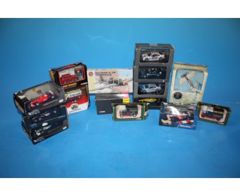 A BOX OF BOXED MODEL VEHICLES, TO INCLUDE CORGI FIRE HEROES, CORGI MINI, HOT WHEELS, MERCEDES-BENZ, AIRFIX ILYUSHIN IL-2M STO