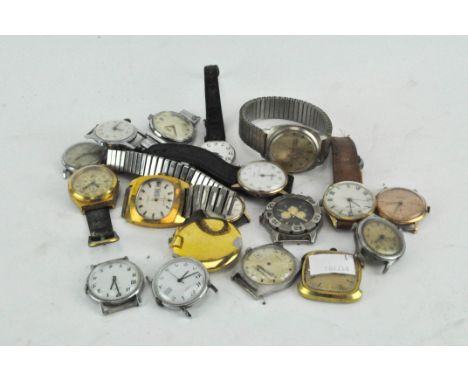 Nineteen vintage men's mechanical watches including Timex, Ingersoll and Roamer