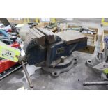 Bench vise