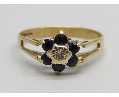 A 9ct gold, sapphire and diamond ring, 1.3g, J 