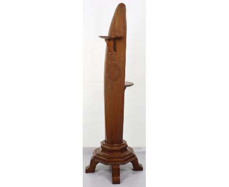 Impressive Aircraft Propeller Blade Hall Stand, finely made piece of furniture with the use of a blade from a aircraft propel