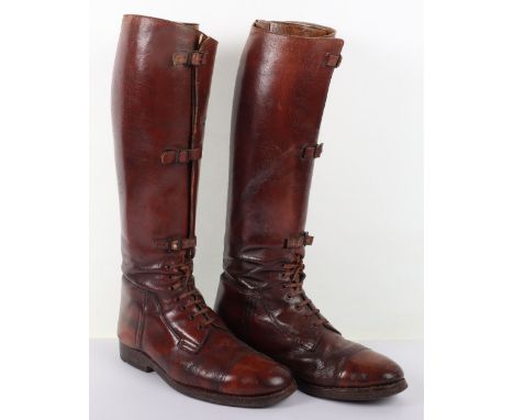 Pair of WW1 Period British Officers Brown Leather Boots with Wooden Trees, fine pair of polished brown leather boots with buc