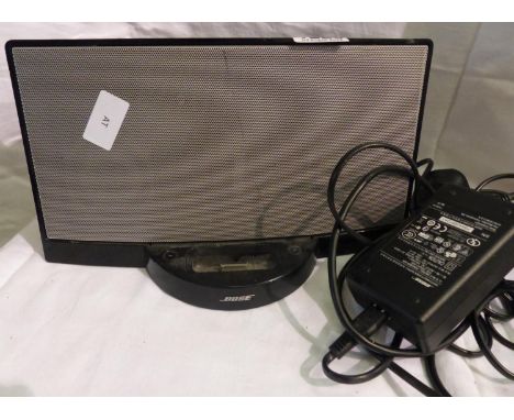 Bose iPod docking station. P&amp;P Group 2 (£18+VAT for the first lot and £3+VAT for subsequent lots). All electrical items i