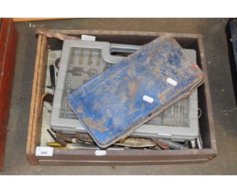 BOX OF VARIOUS TOOLS