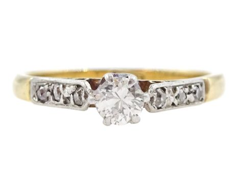 Early-mid 20th century single stone transitional cut diamond ring, with diamond set shoulders, stamped 18ct, diamond approx 0