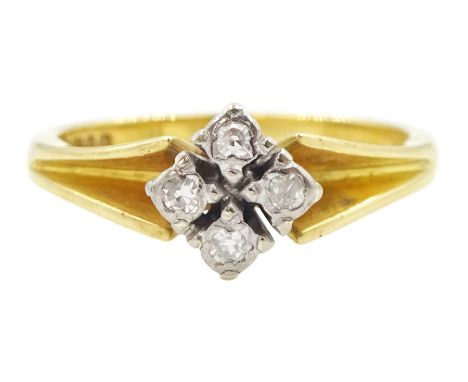 18ct gold four stone round brilliant cut diamond ring, Birmingham 1971Condition Report:Approx 3.8gm, size N, diamonds approx 
