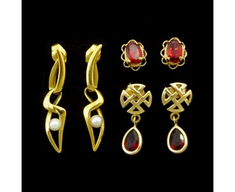 Three pairs of 9ct gold stud earrings including garnet Celtic design, pearl twist pendant and one other pair of garnetConditi