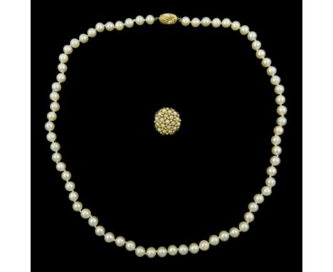 Gold cultured pearl cluster ring and a single strand pearl necklace, with 9ct gold claspCondition Report:Ring approx 5gm, tes