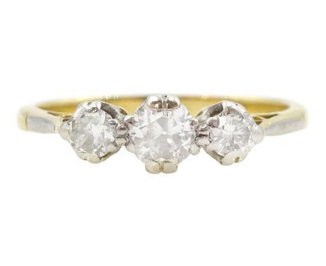 Early 20th century 18ct gold three stone old cut diamond ring, total diamond weight approx 0.45 caratCondition Report:Approx 