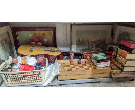 A mixed lot to include a Jose Ferrer El Primo guitar in slip case, a folding box chess set with carved wooden chess pieces, v