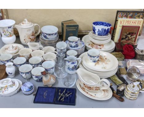 A mixed lot to include Poole Summer Glory, vintage tins, Palissy tea service, books, lighters, and other items Location: 