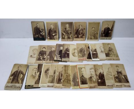 Collection of Victorian portrait postcards (Qty) 