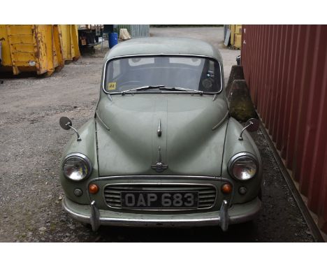 A MORRIS 1000 SALOON CAR FOR RESTORATION Series 3 with Car Number JBT 1/648590, MOTcertificate from 1965, Oedometer reads 798
