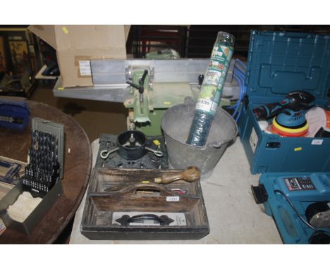A plant stand and a pale, wire netting, a small quantity of tools in wooden tray etc.