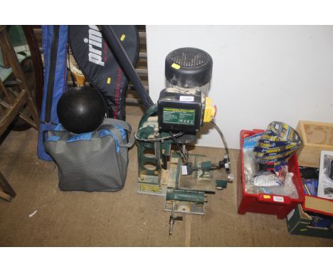 A Record Power BM16 bench morticer 