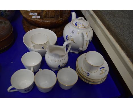 19TH CENTURY ROCKINGHAM STYLE TEA SET WITH GILT DECORATION