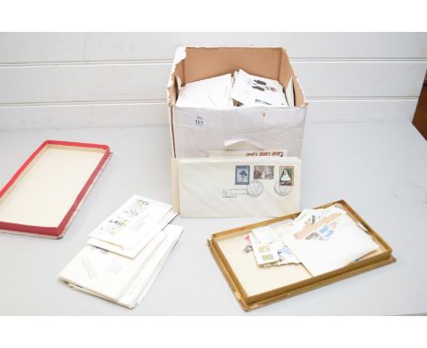 BOX OF MIXED FIRST DAY COVERS AND OTHER LOOSE STAMPS
