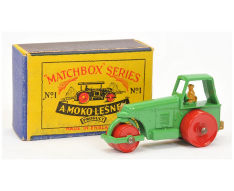 Matchbox Regular Wheels 1b Aveling Barford Diesel Road Roller - Stannard Code 1 - green body with gold trim &amp; tan driver,