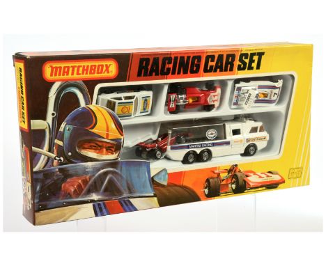 Matchbox Superfast G3 Racing Car Gift Set. Containing (1) Super Kings K7 Martini Racing Car Transporter - light amber windows