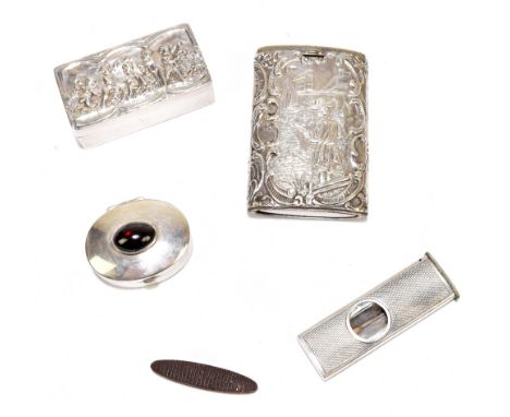 A sterling sliver small rectangular snuff/pill box with cherubic decoration, width 5cm, a hallmarked silver cigar cutter, a s