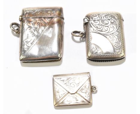 JOHN THOMPSON &amp; SONS; an Edward VII hallmarked silver vesta case of rectangular form with half chased floral detail to bo