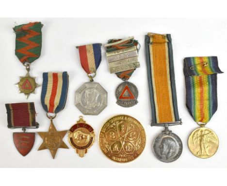 A group of medals and medallions including a boxed Institute of British Carriage &amp; Automobile Manufacturers 'Scottish Sho
