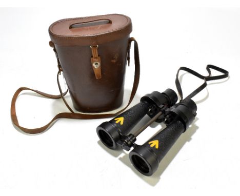 BARR & STROUD; a pair of WWII naval binoculars, with yellow crow's foot, serial number 76910, cased.Additional InformationThe