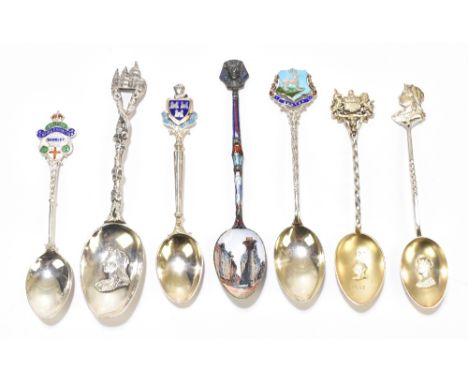 CORNELIUS DESORMEAUX SAUNDERS; a Victorian hallmarked silver Queen Victoria Jubilee spoon, the bowl decorated with a bust of 