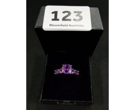 SILVER AMETHYST DRESS RING