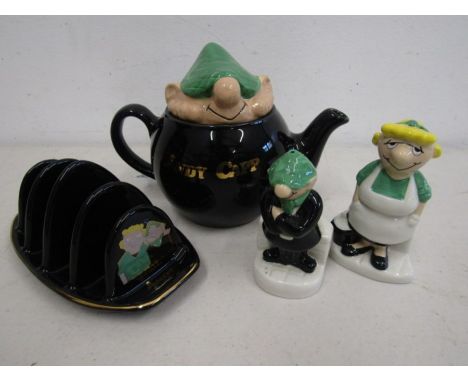 Wade Andy Capp breakfast set comprised of teapot, toast rack, s&amp;p pots