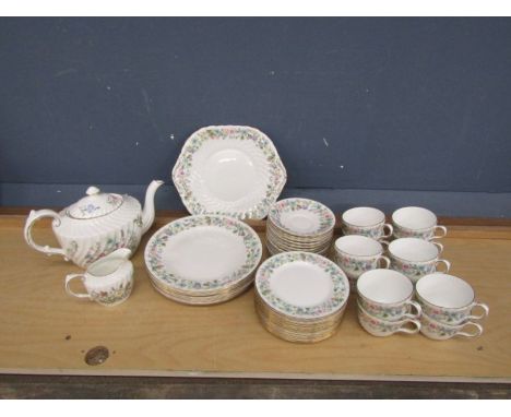 Aynsley Wild Tudor part dinner service comprised of 12 cups, 12 saucers, 12 cake plates, 6 dinner plates, teapot, milk jug an