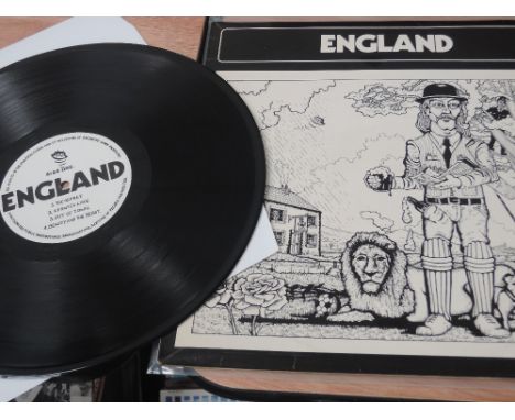 England - 1976 private pressing - DEROY - DER 1356 - Disc rooks rarely played. Front cover laminated, small creases and nicks