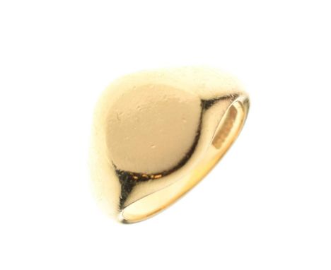 18ct gold oval signet ring, size K approx, 6.9g approx