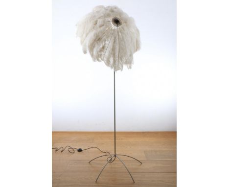   Lamp, eind jaren '90, 'Vederlicht'. Ontwerp Anton Geertjes [1]          
