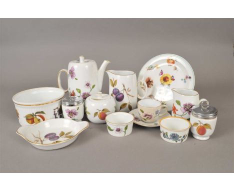 A quantity of Royal Worcester tableware including Evesham and other patterns, comprising serving dishes, ramekins, plates, eg