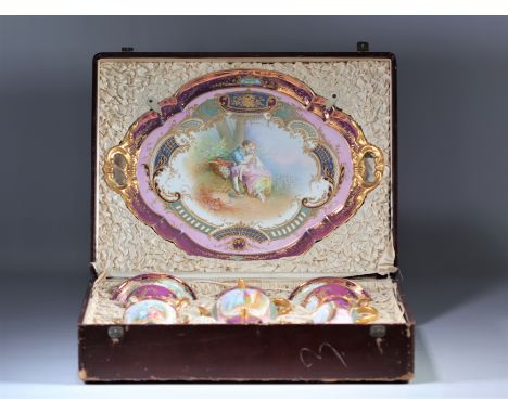 Vienna porcelain service named "Face to face" with very beautiful romantic decoration - Weight: 5.60 kg - Shipping unavailabl