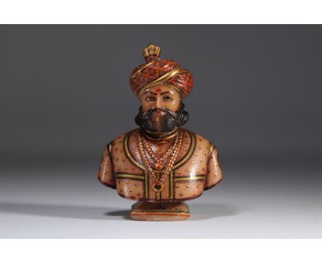 Polychrome alabaster bust from India, 19th century - Weight: 2.24 kg - Shipping available - Region: India - Sizes: H 220 MM L