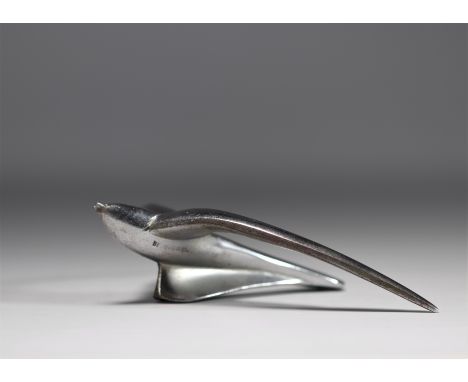 Andre Vincent BECQUEREL (1893-1981) Radiator mascot in the shape of a bird with outstretched wings - Weight: 620 g - Shipping