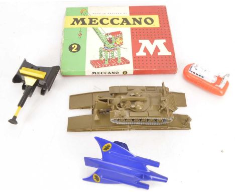 Tri-ang Battle Game Revell Bridge Kit Dart Gun and Meccano No 2 Set and other Toys (6), Battle Game, appears complete, Meccan