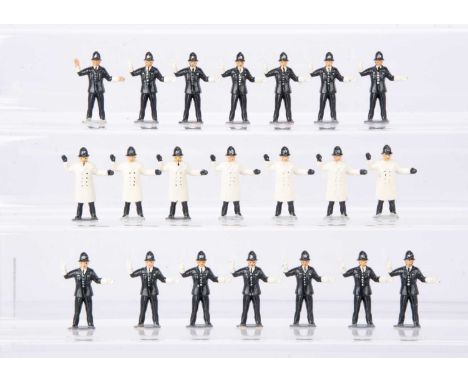 Reynolds standing Traffic Policemen in white overcoat (24) and jacket (44),  VG, (68),