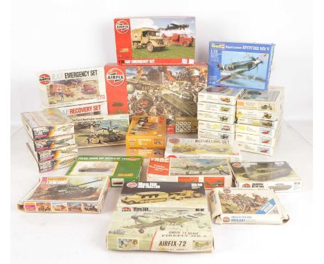Airfix Keilkraft Matchbox Revell Merit plastic kits unbuilt in original boxes  (32), comprising Airfix A50009 Battlefront, 03
