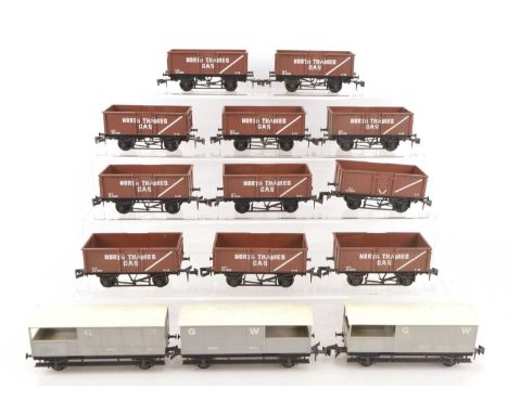 Lima 0 Gauge North Thames Gas Open wagons and GWR Brake Vans (14), brown NTG Open wagons (10), BR brown Open wagon and GWR gr