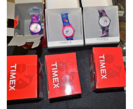 Watches - Timex, a Childrens T89022  indiglo night-light wrist watch;  others T74951;  T89001;  T73381 all boxed (6)