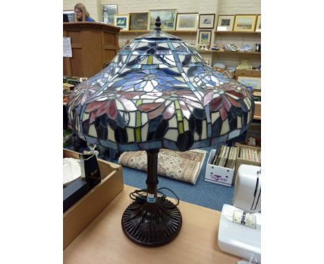 Tiffany style table lamp H73cm