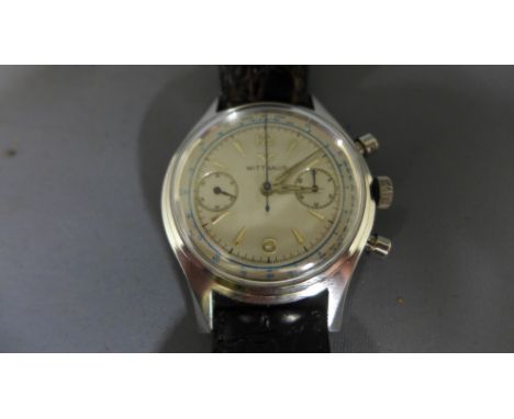 A Wittnaur gentleman's chronograph wristwatch having running seconds sub dial to 9 o'clock and elapsed minuted dial to 3 o'cl