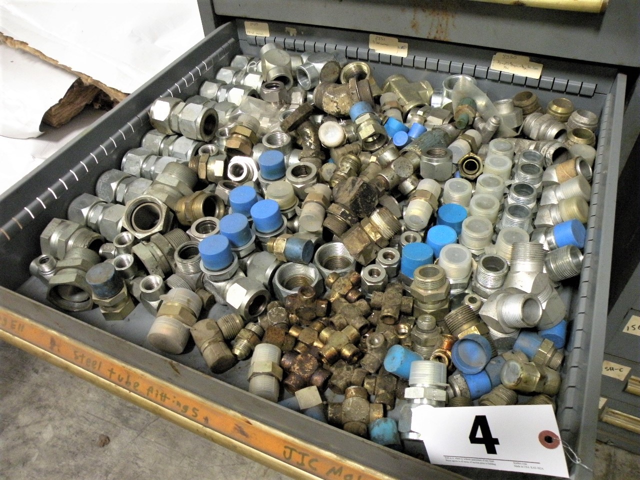 Hydraulic Fittings in Drawer (1110 W. 15th St, Hopkinsville, KY)