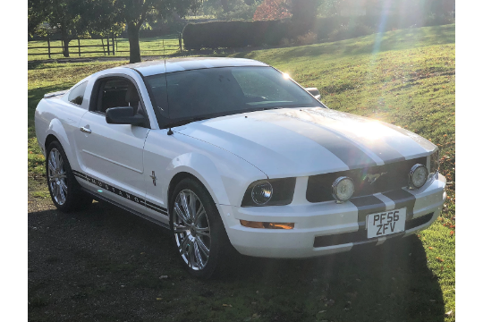 2007 Ford Mustang Gt 2007 Colour White Interior Grey