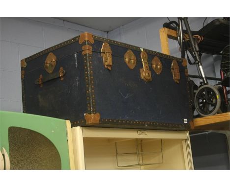 Cabin trunk